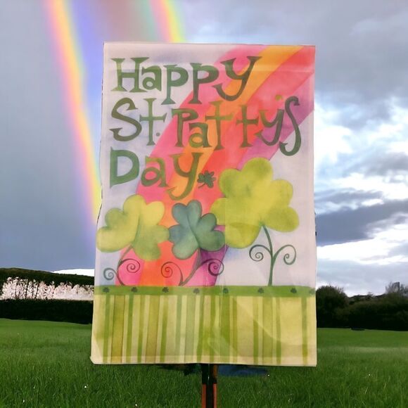St Patricks Day House Flag Rainbow Shamrocks Clovers Vertical Pattys NEW 25x38. - Picture 5 of 11